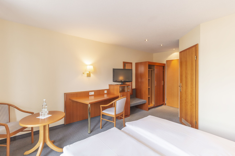 Bedroom 4, Hotel Markgraf Leipzig, Leipzig