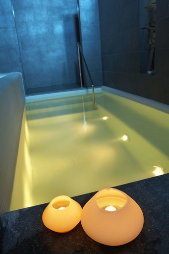 Sport & Beauty 2, ALEGRIA Plaza Paris, Girona
