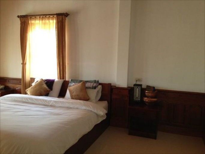 Bedroom, Sangkham Hotel, Luang Prabang