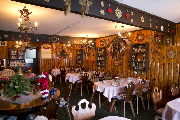 Food & Drinks 5, Karelia Alpine Lodge, Falls Creek Alpine Resort