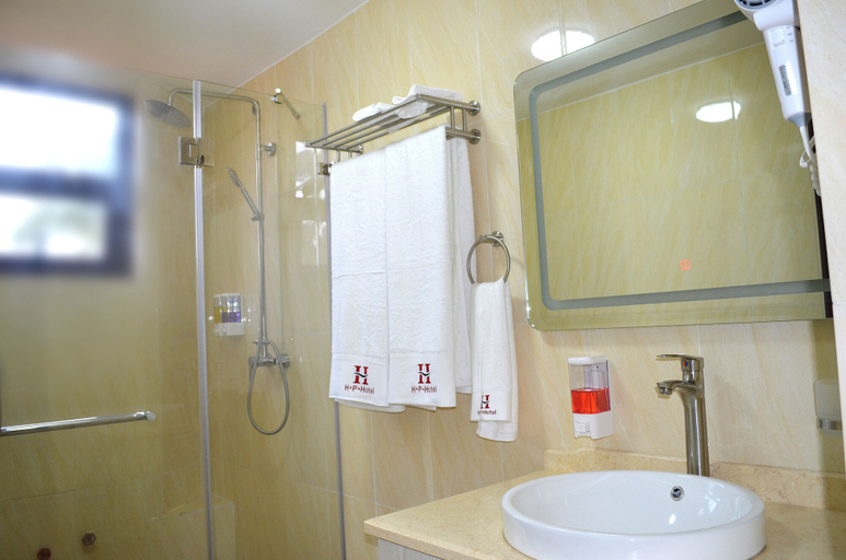 Bathroom 3, Hillside Plaza Hotel, Kampala