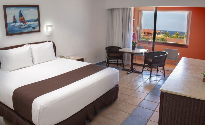 Bedroom 3, Cozumel Hotel & Resort - All Inclusive, Cozumel