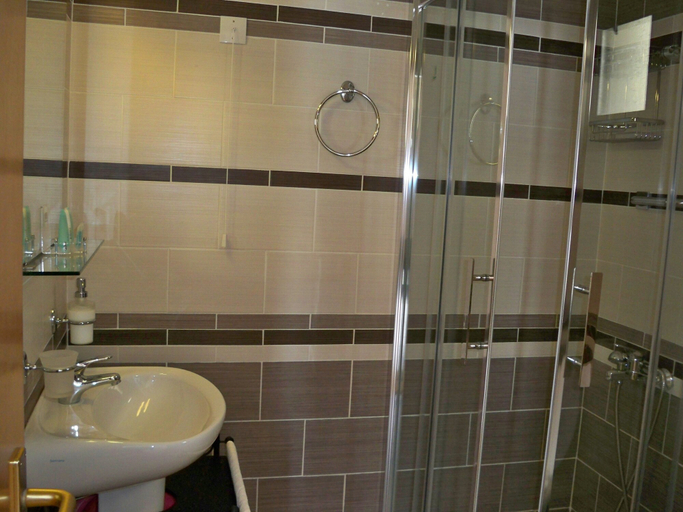 Bathroom 5, Miraluna Hotel, South Aegean