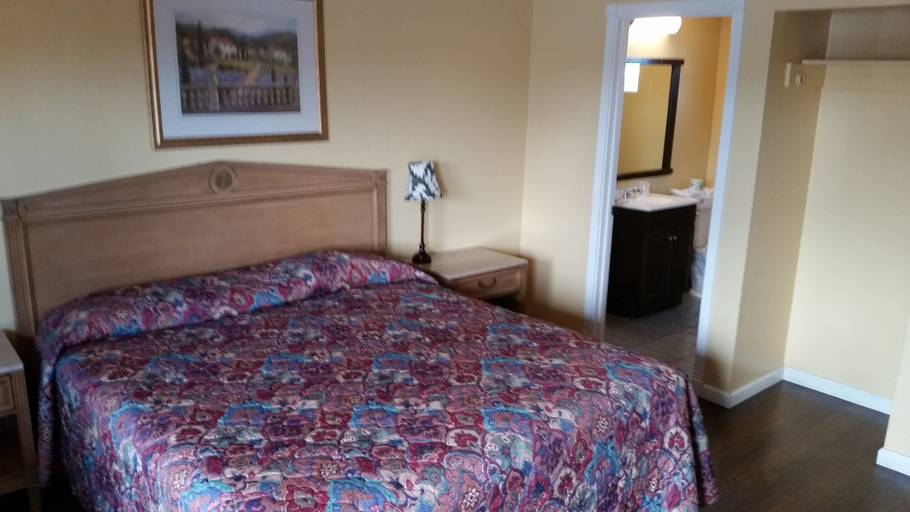 Bedroom 3, Economy Inn Antioch, Contra Costa