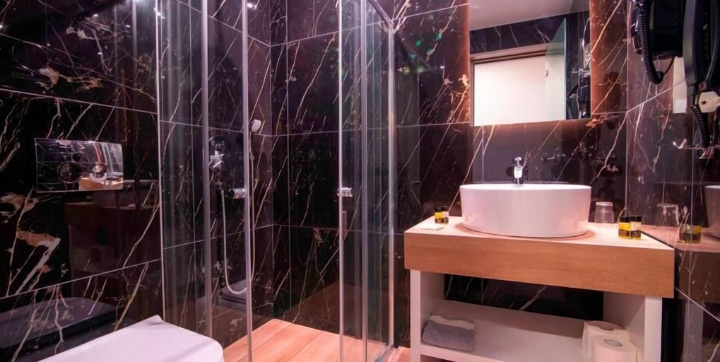 Bathroom 4, Poseidon Resort Hotel, Central Macedonia