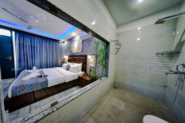 Bedroom 2, Hangover Resort, North Goa