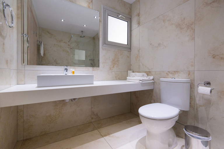 Bathroom 3, Loutsiana Hotel Apts
