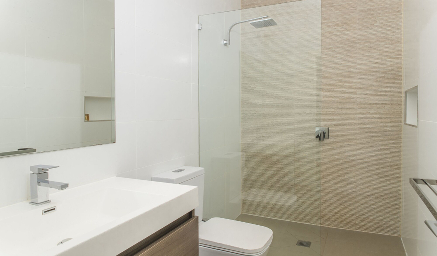 Bathroom 4, Lawson Lodge, Macedon Ranges Bal
