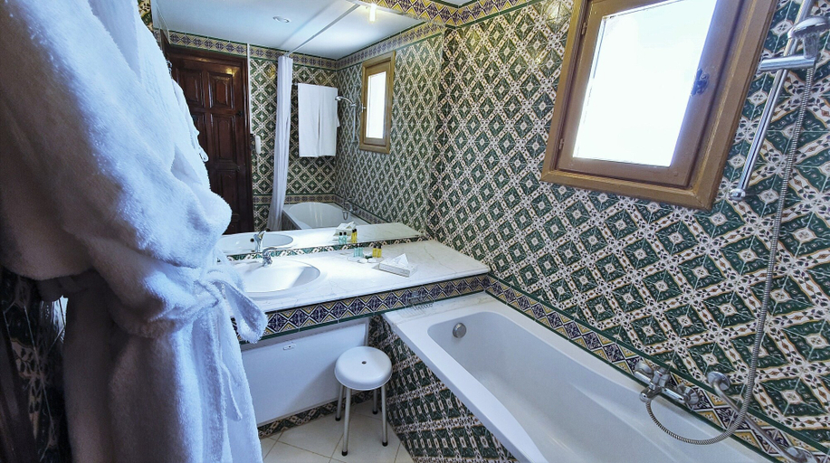 Bathroom 5, la Kasbah, Kairouan Sud