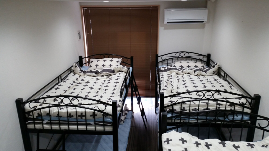 Bedroom 3, DK House - Hostel, Fukuoka