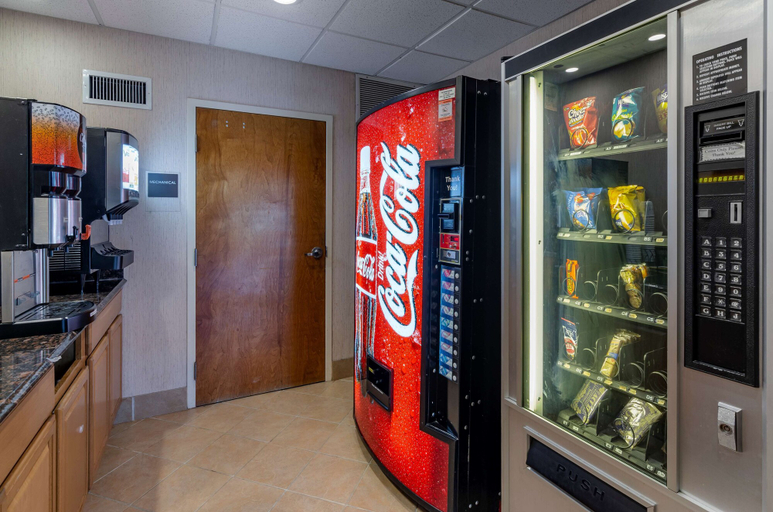 Food & Drinks 5, Best Western Plus Inn at Hunt Ridge, Rockbridge