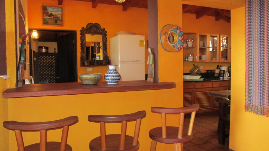 Food & Drinks 5, Casa Hagan, NA