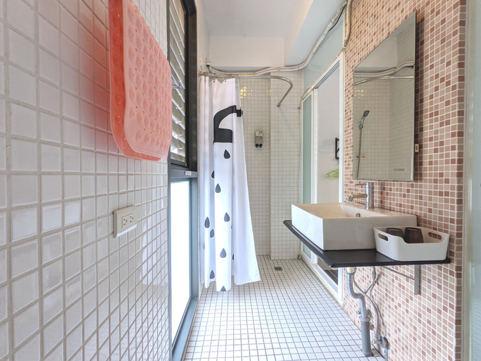 Bathroom 3, Hoyu House, Nantou