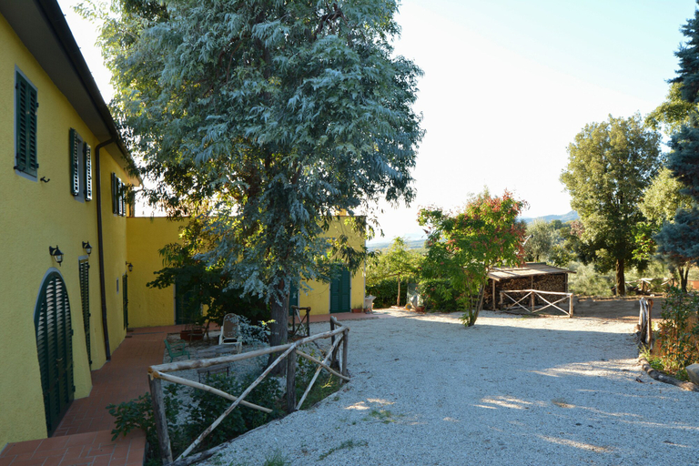 Exterior & Views 2, Agriturismo Podere Rondinaio, Pistoia