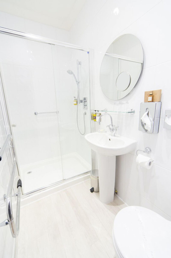Bathroom 4, Willowbeck Lodge, Cumbria