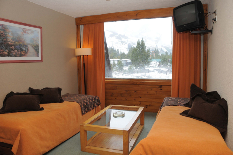 Bedroom 3, Village Catedral Hotel Resort & Spa, Bariloche