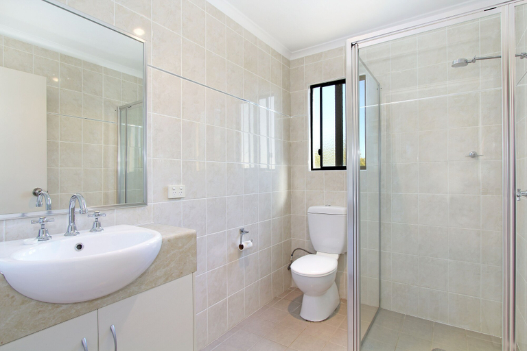 Bathroom 4, Amberoo Apartments Tamworth, Tamworth Regional - Pt A