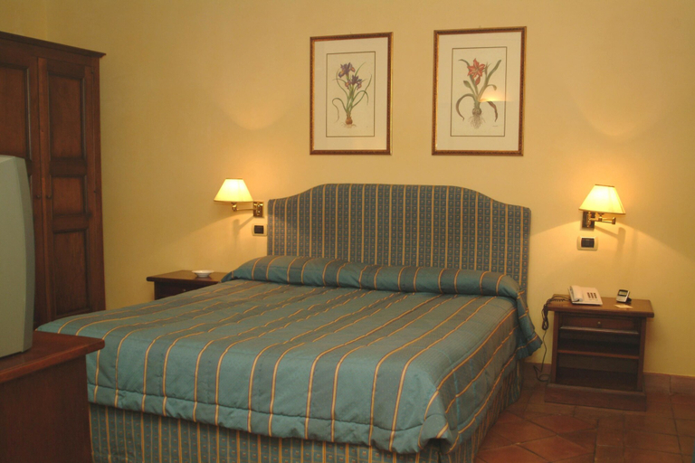 Bedroom 3, Hotel La Ville, Catania