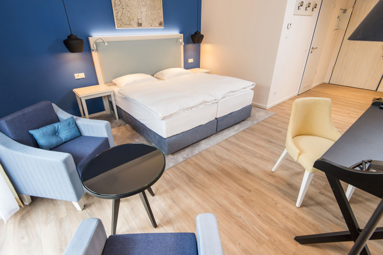 Bedroom 2, Boutique-Hotel Zur alten Post, Dithmarschen