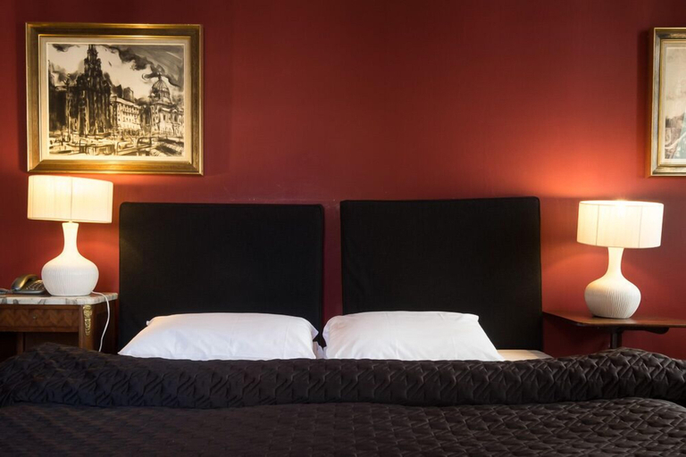 Bedroom 2, The Racquet Club Hotel, Sefton