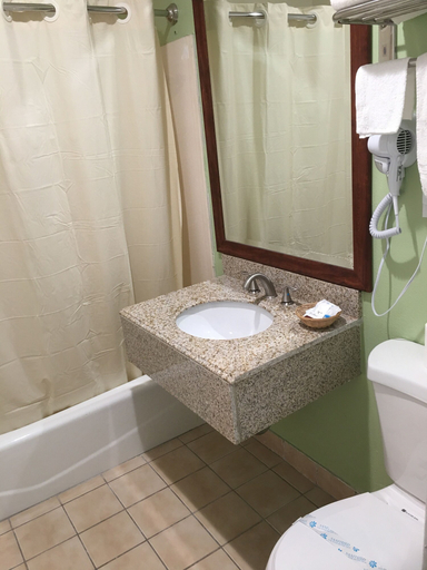 Bathroom 4, American Inn & Suites LAX, Los Angeles