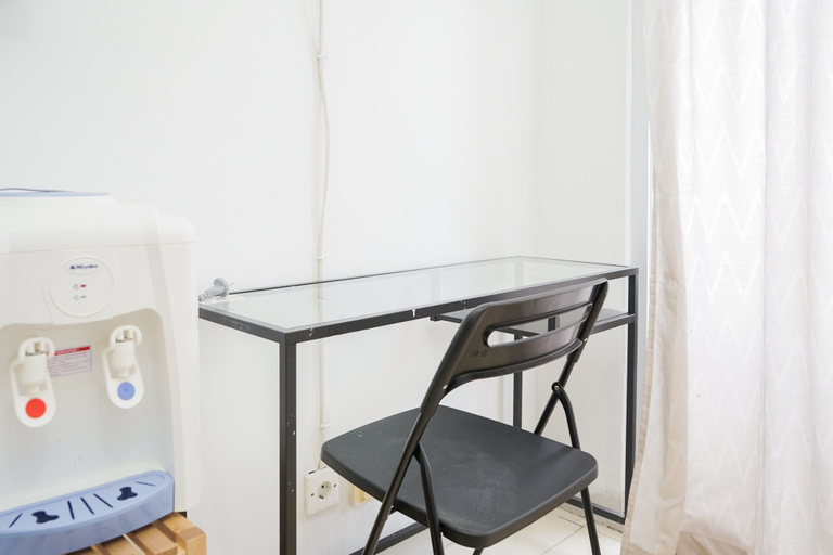 Others 3, Nice And Spacious Studio At Serpong Greenview Apartment, Tangerang Selatan