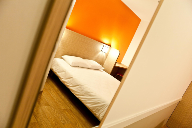 Bedroom 3, Hotel Premiere Classe Wroclaw Centrum, Środa Śląska