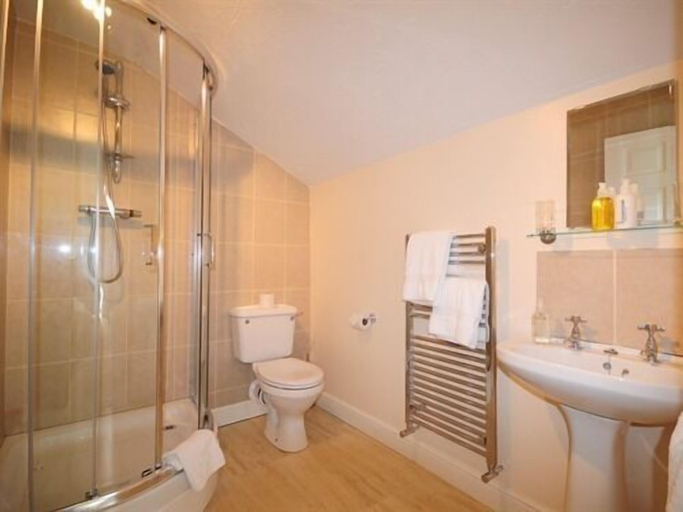 Bathroom 3, The Five Dials Inn, Somerset