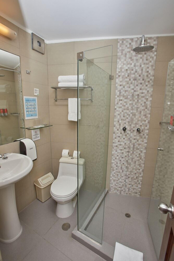 Bathroom 4, Casa Andina Standard Machu Picchu, Urubamba