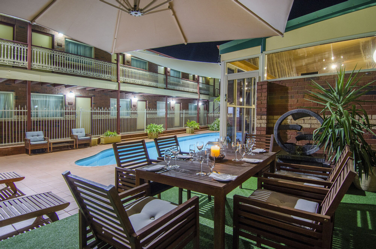 Food & Drinks 5, Quality Inn Railway, Kalgoorlie/Boulder