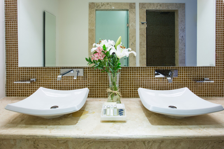 Bathroom 5, Senses Quinta Avenida By Artisan Adults Only, Cozumel