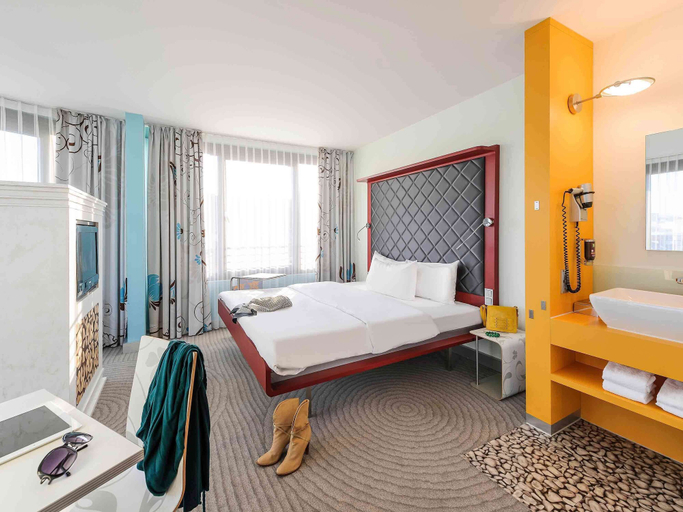 Bedroom 4, ibis Styles Hotel Berlin Mitte, Berlin