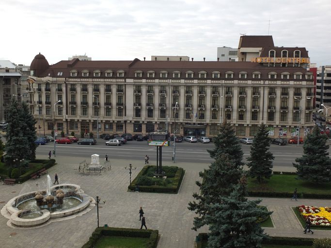 Exterior & Views 2, Central Hotel, Ploiesti