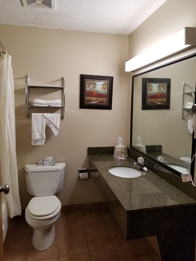 Bathroom 5, Prairie Inn, Clay