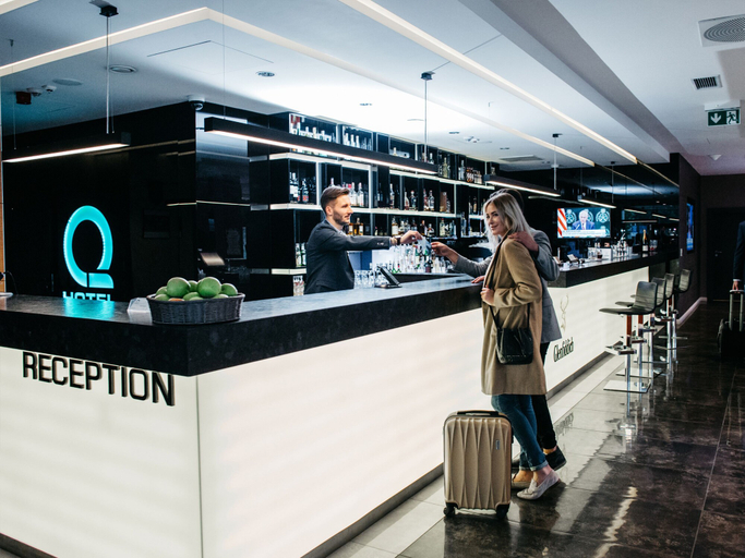 Food & Drinks 5, Q Hotel Plus Krakow, Kraków City