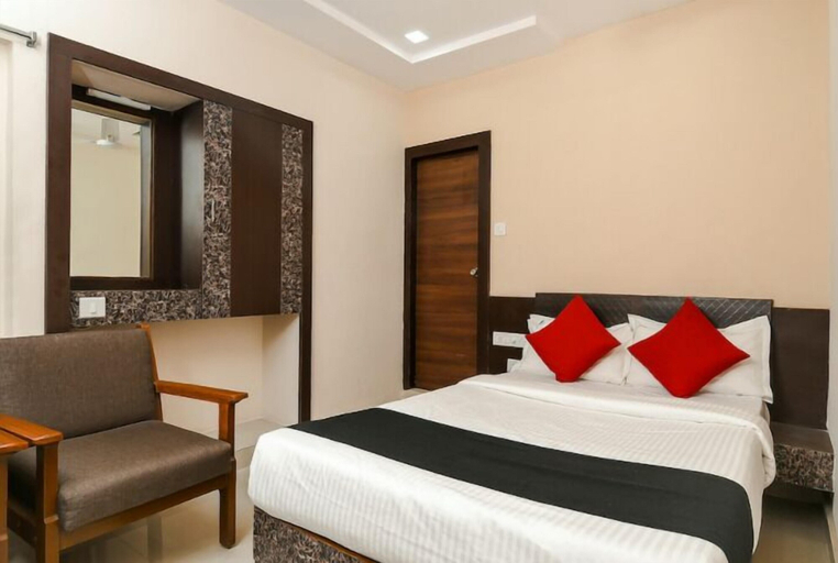 Bedroom 2, Hotel Dwaraka Inn, Visakhapatnam