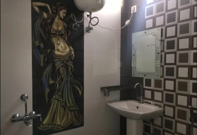 Bathroom, Gaurav Guest House, Jhansi