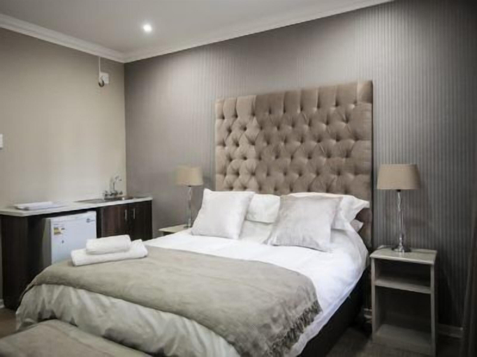 Bedroom 2, The Royal Guest House, Dr Kenneth Kaunda