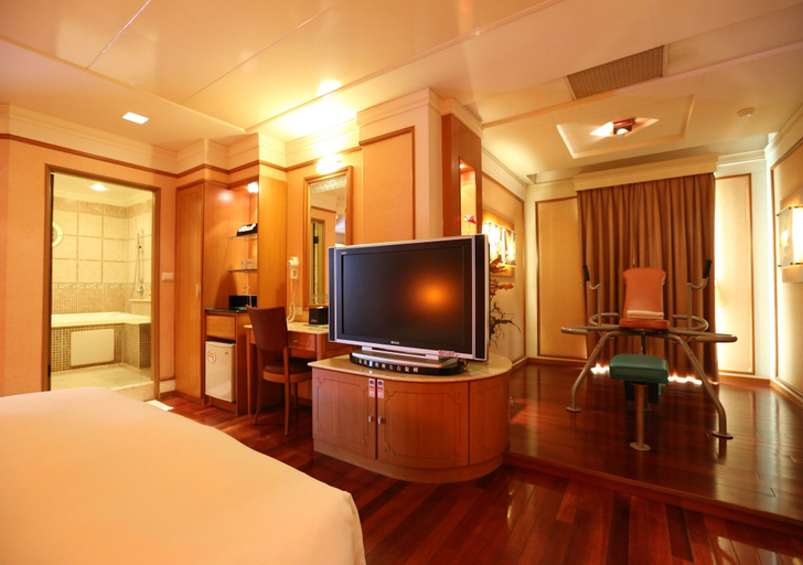 Bedroom 2, Royal Group Motel Tainan Branch, Tainan