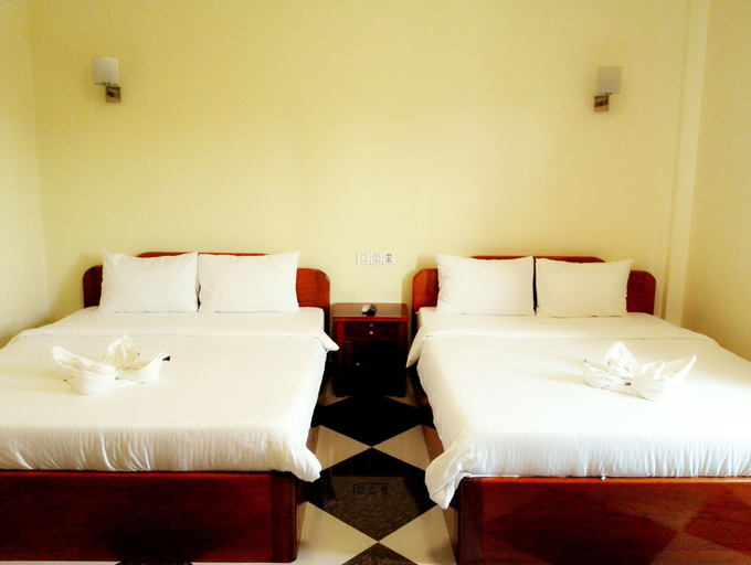 Bedroom 2, Golden Star Inn, Sihanoukville