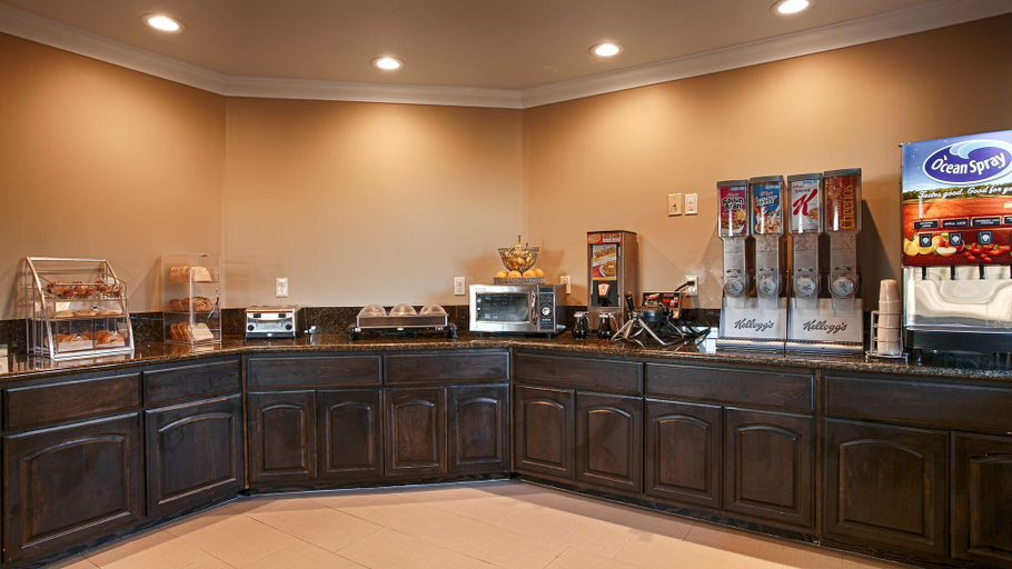 Food & Drinks 5, Best Western Willows Inn, Glenn