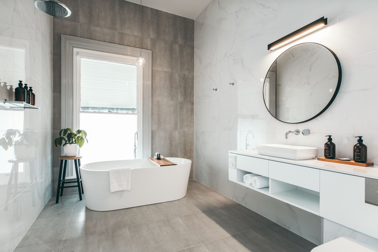 Bathroom 5, Maylands Lodge , Hobart