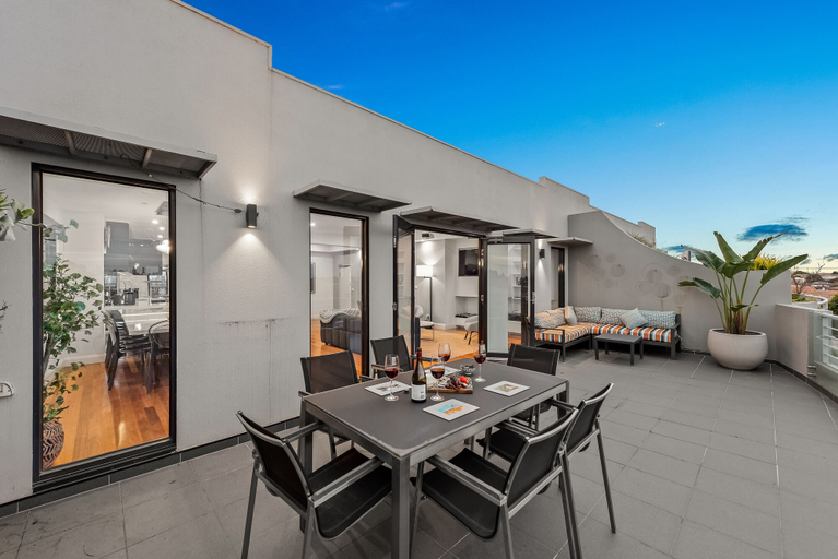 Others 5, StayCentral - Moonee Ponds Penthouse, Melbourne