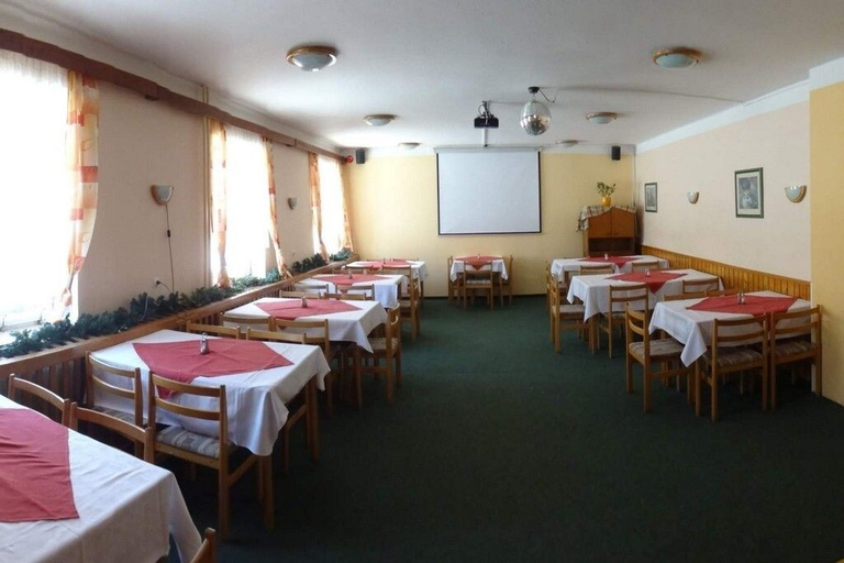 Food & Drinks 4, Hotel ALFONSKA, Trutnov