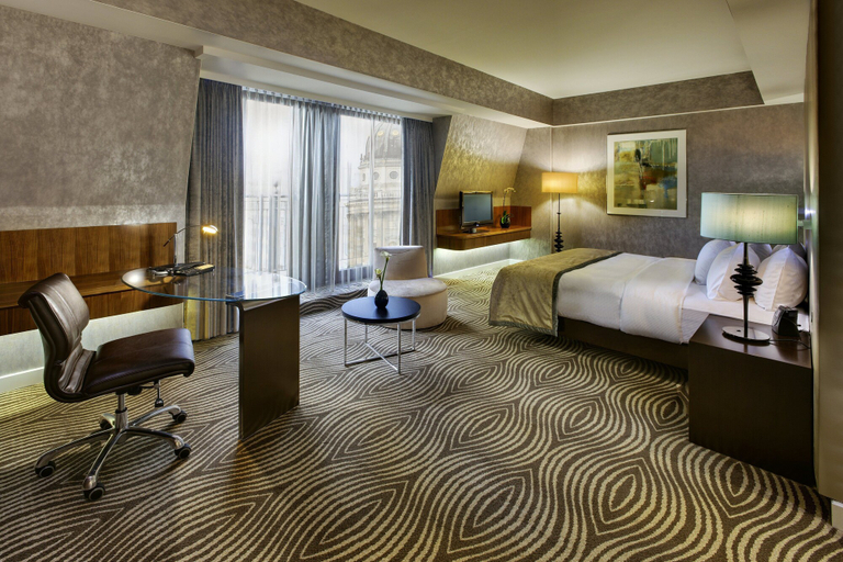 Bedroom 2, Hilton Berlin, Berlin