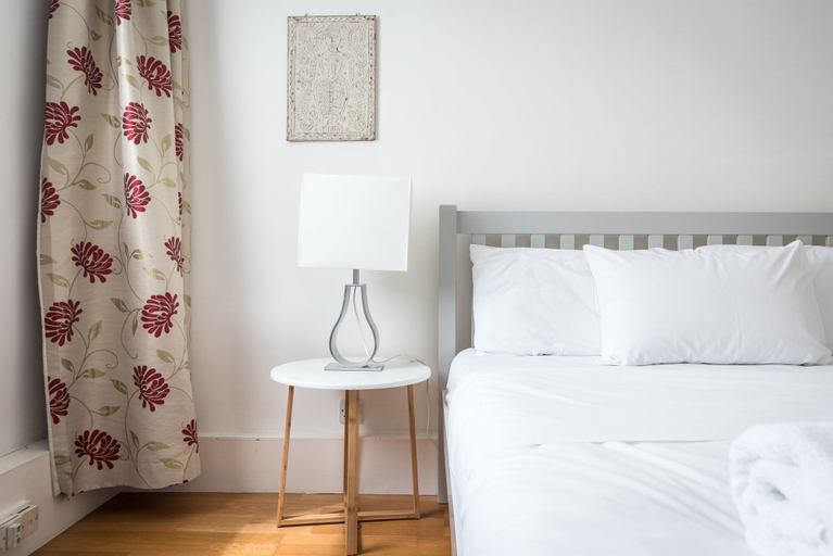 Bedroom 3, A Place Like Home - Comfortable South Kensington Apartment, London