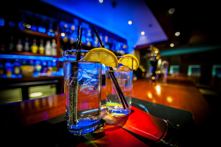 Food & Drinks 4, Norfolk Hotel