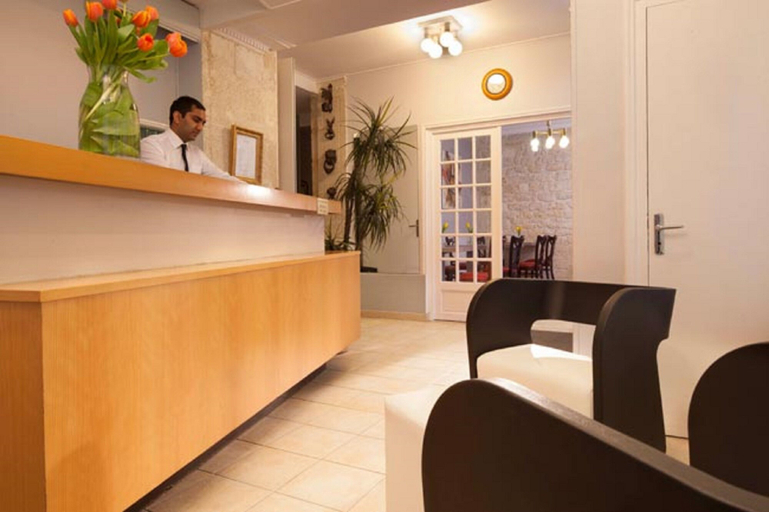 Others 5, Hotel Excelsior Republique, Paris