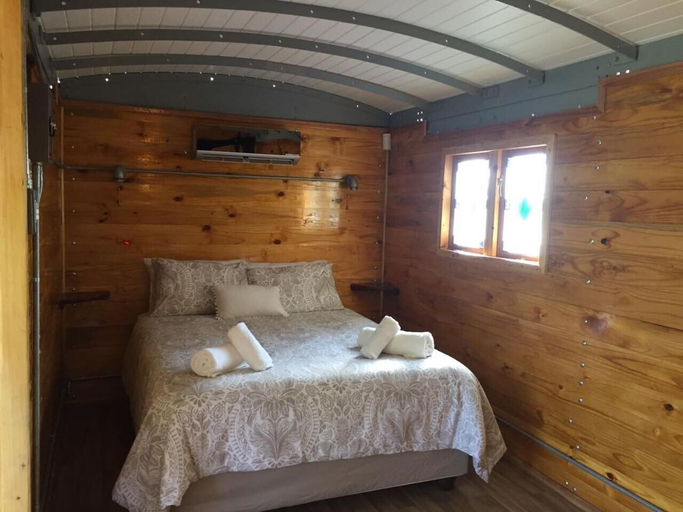 Bedroom 3, Sunbird Guest House, Umgungundlovu