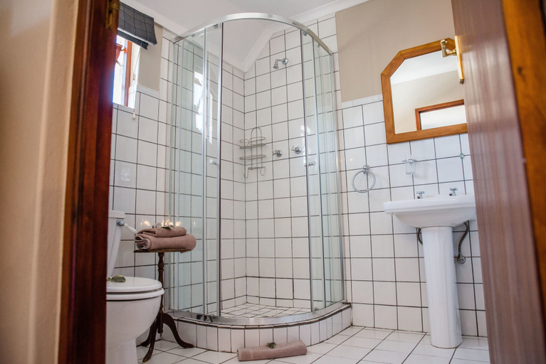 Bathroom 5, 5th Avenue Gooseberry Guest House, City of Johannesburg
